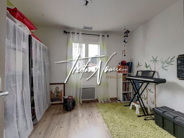 Maison 155 m2 - 3 faces - 5 chambres - Piscine - Alenya