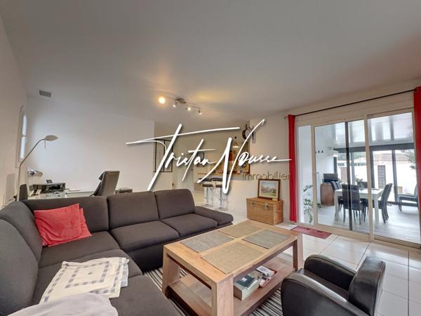 Maison 155 m2 - 3 faces - 5 chambres - Piscine - Alenya