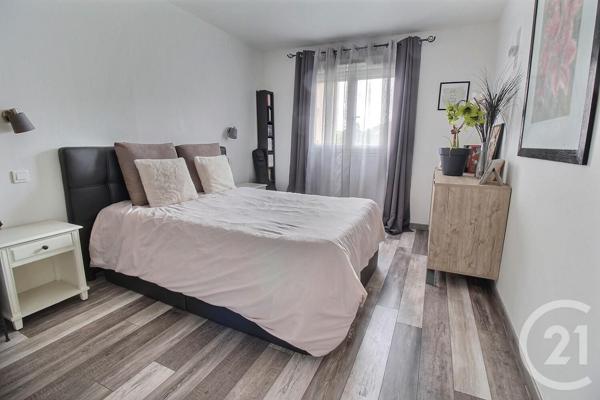 Appartement F5 à vendre  5 pièces - 101,84 m2 ST ANDRE DE LA ROCHE - 06