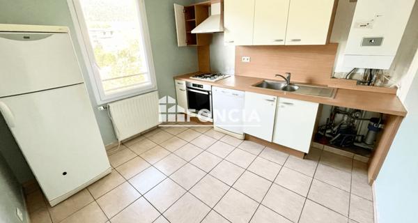 Location Appartement 3 pièces 74.83 m² - Gex 01170