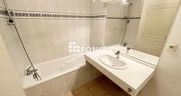 Location Appartement 3 pièces 74.83 m² - Gex 01170