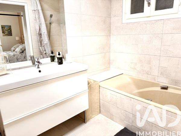 Maison à vendre 7 pièces 202 m² Amendeuix-Oneix