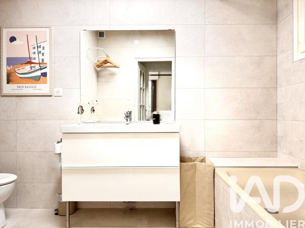 Maison à vendre 7 pièces 202 m² Amendeuix-Oneix