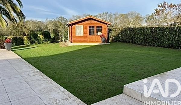 Maison à vendre 7 pièces 202 m² Amendeuix-Oneix