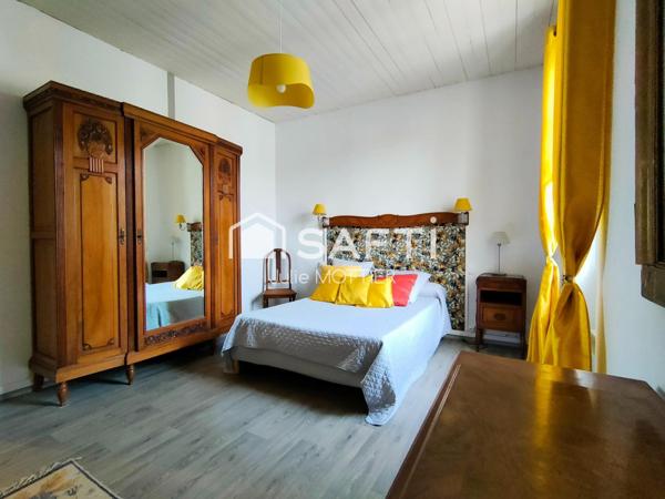 Maison de charme ancienne au cœur du village traditionnel Rétais proche marché Antioche et plage Montamer