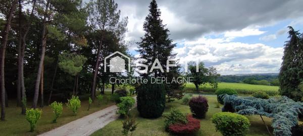 Belle propriété d'environ 6000m²