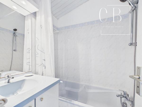 Maison familiale 4 chambres avec garage et jardin