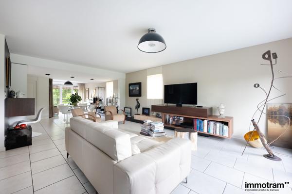 Vente Appartement 95m 2 - 2 chambre(s) - Roubaix, Parc Barbieux • Réf. VA27164