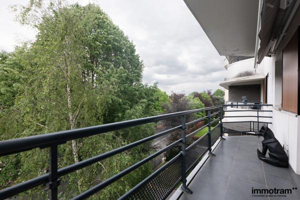 Vente Appartement 95m 2 - 2 chambre(s) - Roubaix, Parc Barbieux • Réf. VA27164
