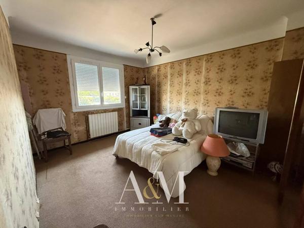 Villa T5 de 101 + garage sur 555 m² de terrain