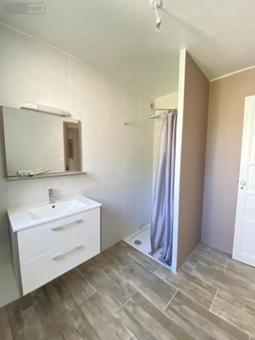 Immeuble à vendre à Loudéac dans les Côtes-d'Armor (22600), ref : 22110-2219