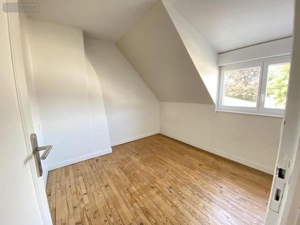 Immeuble à vendre à Loudéac dans les Côtes-d'Armor (22600), ref : 22110-2219