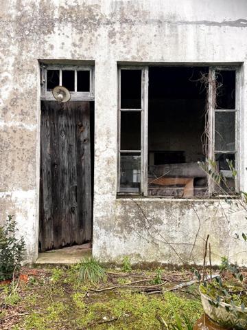 Deux maisons sur parcelle 558m2, deux accés indépendant, renovation, construction...