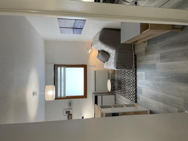 PROCHE QUAI DE VERSAILLES STUDIO MEUBLE ,  
Nantes 44000