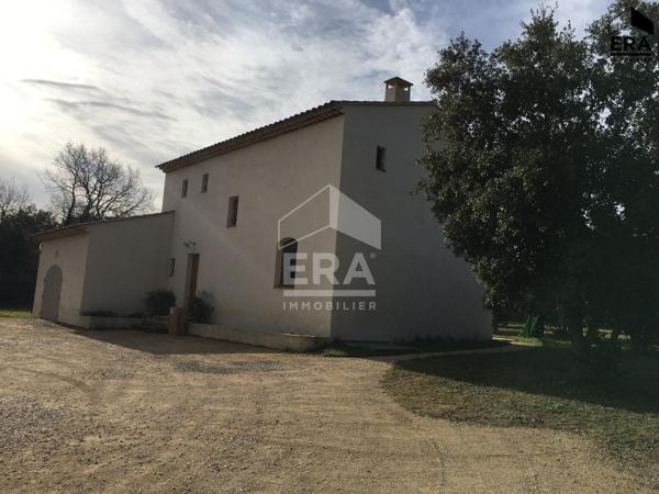 Maison de 130 m² avec 3 chambres sur un terrain clos de 2 000 m² Saint Cannat