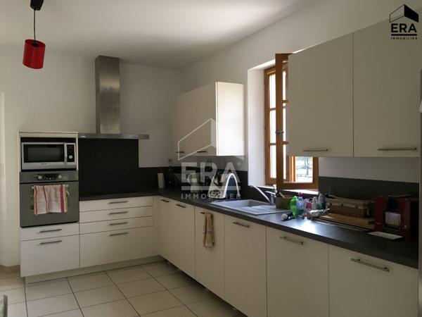 Maison de 130 m² avec 3 chambres sur un terrain clos de 2 000 m² Saint Cannat