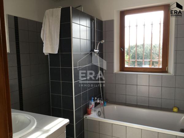 Maison de 130 m² avec 3 chambres sur un terrain clos de 2 000 m² Saint Cannat