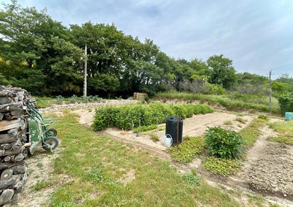 Maison traditionnelle de 146M2 sur un garage de 150m2