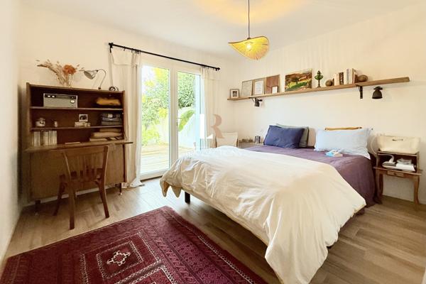 La Rochelle (17000) La Genette - Maison de Plain-pied avec quadruple garage et appartement T3