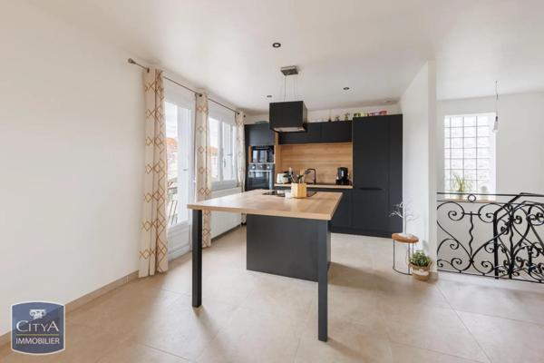 Maison à vendre 5 pièces 106m² Riom (63200)
