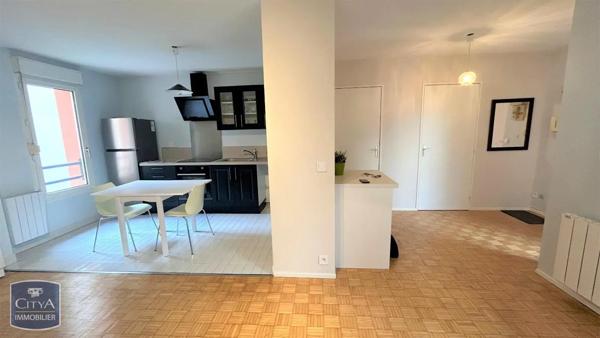 Appartement à louer 1 pièce 36m²