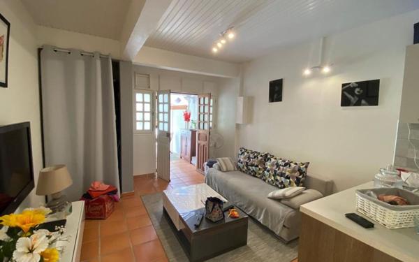 Maison à vendre    2 pièces • 34,77 m2 Les Trois-Îlets