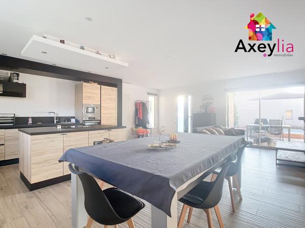 Vougy (42720) A VENDRE - A 10MIN DE ROANNE - MAISON DE 2022 DE PLAIN-PIED AVEC PISCINE