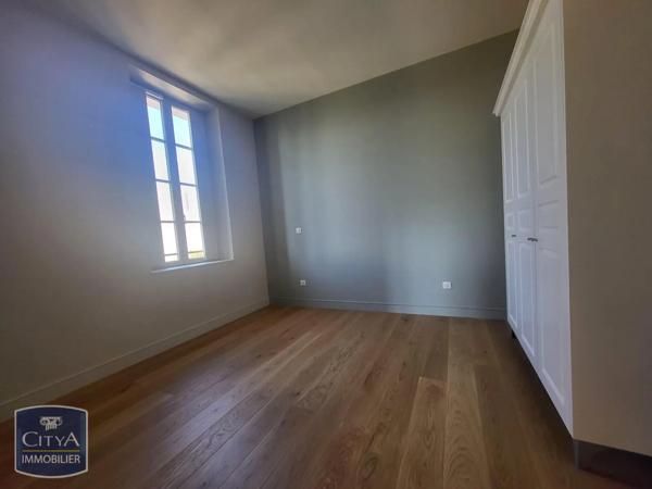 Appartement à louer 5 pièces 125m²