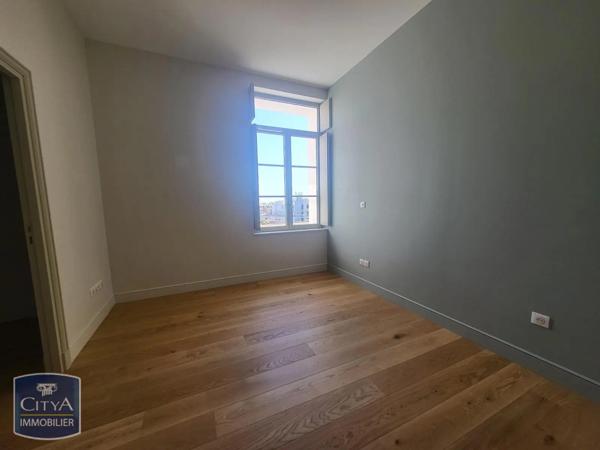 Appartement à louer 5 pièces 125m²