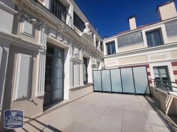 Appartement à louer 5 pièces 125m²