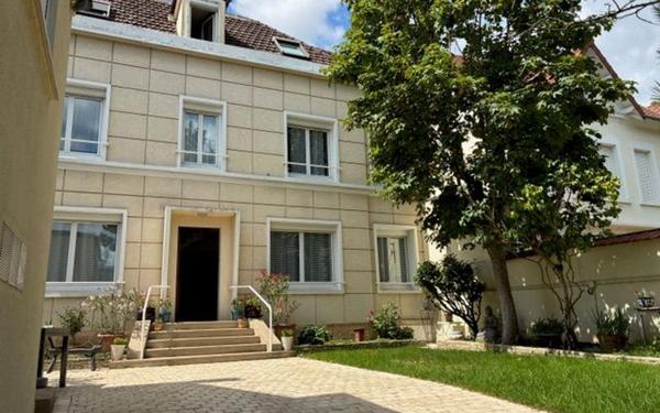 Maison à vendre    5 pièces • 170 m2 Asnières-sur-Seine