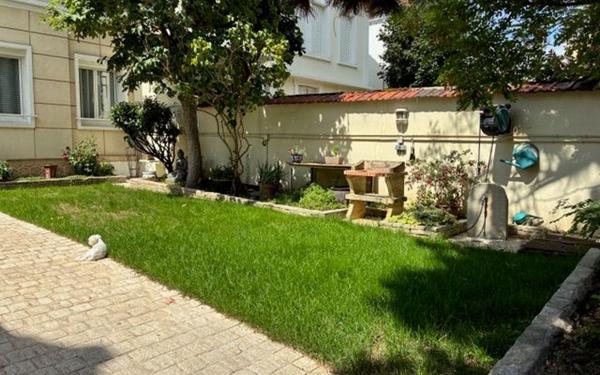 Maison à vendre    5 pièces • 170 m2 Asnières-sur-Seine