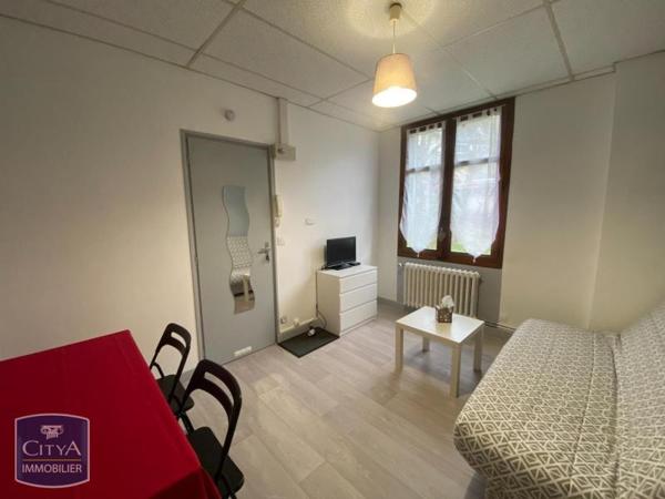 Appartement à louer 1 pièce 14.8m²