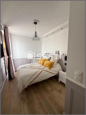 A VENDRE – Superbe Duplex 5 pièces 4 chambres de 108 m2  avec terrasse de 24 m2 – Dernier étage avec ascenseur