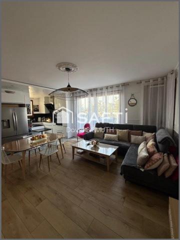 A VENDRE – Superbe Duplex 5 pièces 4 chambres de 108 m2  avec terrasse de 24 m2 – Dernier étage avec ascenseur