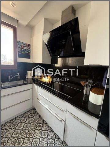 A VENDRE – Superbe Duplex 5 pièces 4 chambres de 108 m2  avec terrasse de 24 m2 – Dernier étage avec ascenseur