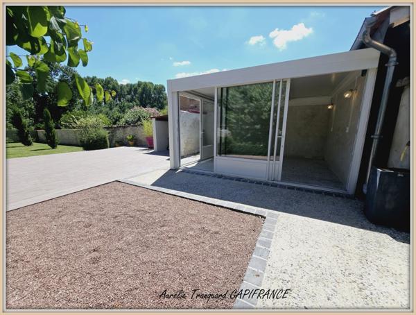 Maison à vendre 6 pièces SAINT JEAN D'ANGELY (17) avec GRAND jardin et SUITE PARENTALE AU RDC