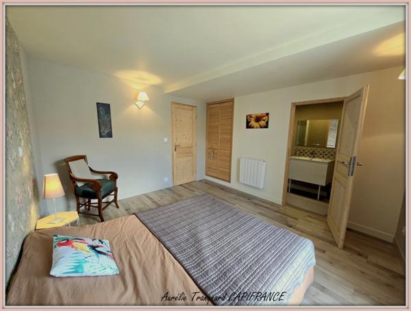 Maison à vendre 6 pièces SAINT JEAN D'ANGELY (17) avec GRAND jardin et SUITE PARENTALE AU RDC