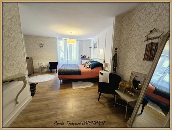 Maison à vendre 6 pièces SAINT JEAN D'ANGELY (17) avec GRAND jardin et SUITE PARENTALE AU RDC