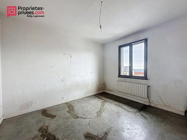 Ensemble immobilier - 2 maisons de 141m²  à Juvigny Les Vallées