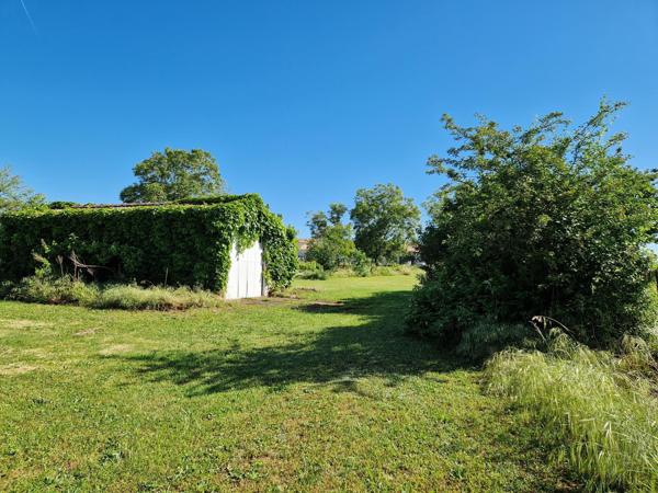Maison au calme de 98 m² sur un terrain de 2 300 m² !