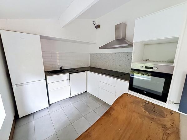 RARE Vieux Lormont Maison de 85m2 habitable sur parcelle d'environ 500m2 , Lormont