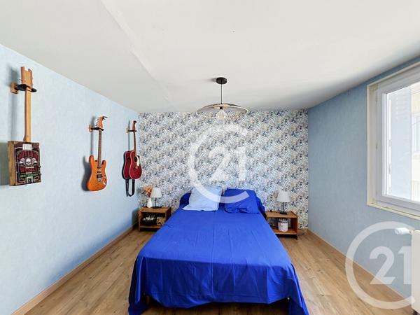 Maison à vendre  5 pièces - 115 m 2   COGNAC  - 16