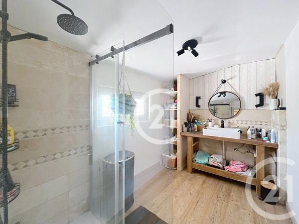 Maison à vendre  5 pièces - 115 m 2   COGNAC  - 16
