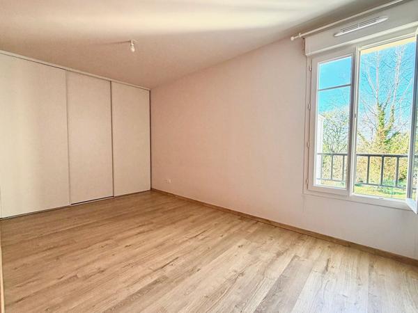 RARE SUR HAUT BOULIAC-Maison récente de 70m2 avec jardin et garage , Bouliac RARE SUR HAUT BOULIAC-Maison récente de 70m2 avec jardin et garage , Bouliac