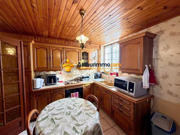 Vente                                                      Maison
                        
                     5 pièces                      110 m2                     à La Ferté-sous-Jouarre