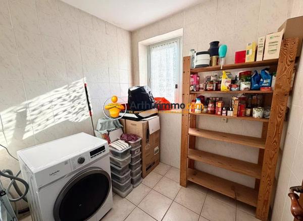 Vente                                                      Maison
                        
                     5 pièces                      110 m2                     à La Ferté-sous-Jouarre
