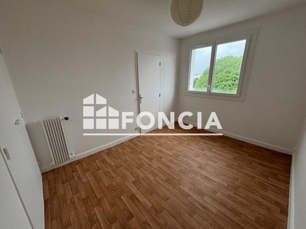 Location Appartement 3 pièces 55.47 m² - 1 RUE SAMBRE ET MEUSE Pau 64000