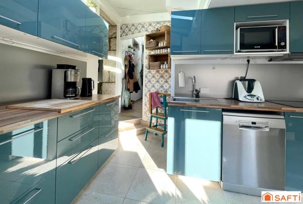 Au cœur du village, 189 m2 hab, 4 chambres, 3 SdB