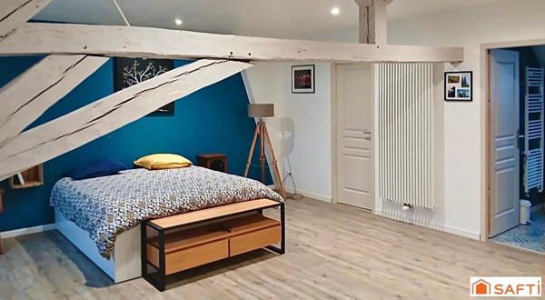 Au cœur du village, 189 m2 hab, 4 chambres, 3 SdB